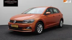 Oranje Gebruikt 2019 VW Polo Beats Hatchback | € 11.950 (Super prijs)