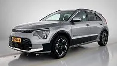 Grijs, metallic lak Gebruikt 2024 Kia e-Niro Advance SUV | € 35.445 (Goede deal)