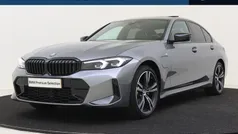 Skyscraper grey Gebruikt 2024 BMW 320e Executive Sedan | € 46.495 (Eerlijke prijs)