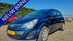 Blauw Gebruikt 2011 Opel Corsa Edition Hatchback | € 4.500 (Eerlijke prijs)