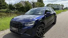 Blauw, metallic lak Gebruikt 2022 Audi Q2 S-Line SUV | € 31.995 (Eerlijke prijs)