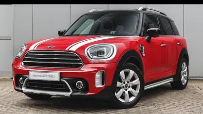Chili red Gebruikt 2020 Mini Cooper Countryman Comfort SUV | € 24.450 (Goede deal)