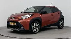 Gebruikt 2023 Toyota Aygo Envy Hatchback | € 21.945 (Eerlijke prijs)