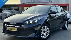 Zwart Gebruikt 2022 Kia Ceed Hatchback | € 21.940 (Eerlijke prijs)