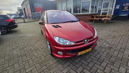 Occasion 2004 Peugeot 206 Hatchback | € 1.350 (Eerlijke prijs)