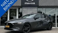 Grijs Gebruikt 2022 Mazda 3 Sportive Hatchback | € 24.895 (Eerlijke prijs)