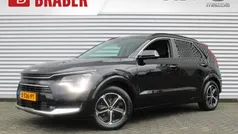 Zwart Gebruikt 2024 Kia Niro SUV | € 34.845 (Eerlijke prijs)