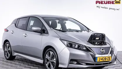 Grijs Gebruikt 2020 Nissan Leaf 360º Hatchback | € 12.900 (Goede deal)