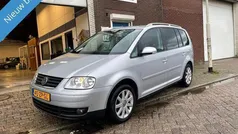 Grijs Gebruikt 2003 VW Touran Highline MPV | € 1.749 (Eerlijke prijs)