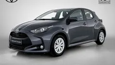 Gebruikt 2022 Toyota Yaris Hybrid Business Edition Hatchback | € 18.950 (Goede deal)