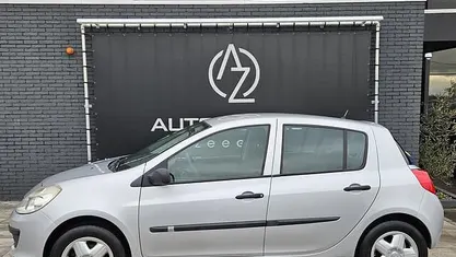 Grijs Gebruikt 2008 Renault Clio II Hatchback | € 1.999 (Eerlijke prijs)