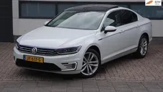 Wit Gebruikt 2016 VW Passat Highline Sedan | € 12.250 (Goede deal)