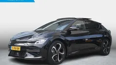 Absolute black pearl (abp) Gebruikt 2023 Kia EV6 3 SUV | € 38.990 (Eerlijke prijs)