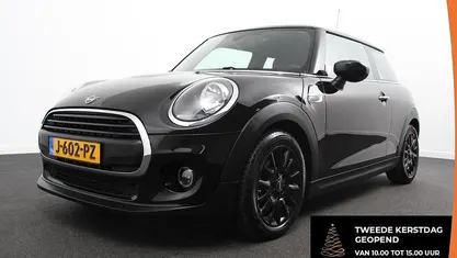 Zwart Gebruikt 2019 Mini Cooper Hatchback | € 17.840 (Eerlijke prijs)