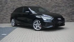 Zwart Gebruikt 2021 Audi A3 Sportback S-Line Hatchback | € 28.495 (Eerlijke prijs)