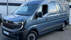 Gebruikt 2024 Renault Master Van | € 35.118 (Eerlijke prijs)