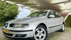 Grijs Gebruikt 2001 Seat Toledo Sport Sedan | € 950 (Eerlijke prijs)