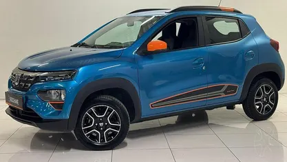 Blauw Gebruikt 2022 Dacia Spring Comfort Plus Hatchback | € 11.445 (Eerlijke prijs)