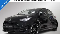 Zwart Nieuw 2025 Toyota Yaris Hybrid Executive Hatchback | € 33.735 (Eerlijke prijs)