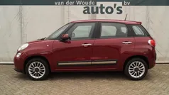 Rood, metallic lak Gebruikt 2016 Fiat 500L Lounge MPV | € 7.900 (Eerlijke prijs)