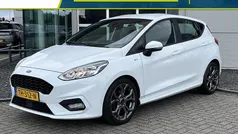 Wit Gebruikt 2018 Ford Fiesta ST-Line Hatchback | € 15.395 (Eerlijke prijs)