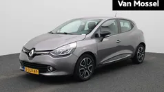Grijs Gebruikt 2013 Renault Clio IV Expression Hatchback | € 6.900 (Eerlijke prijs)