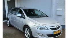 Grijs Gebruikt 2010 Opel Astra Edition Hatchback | € 5.950 (Eerlijke prijs)