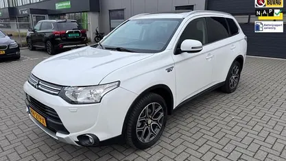 Occasion Mitsubishi Outlander Edition 121 PK (88 kW) 2015 SUV