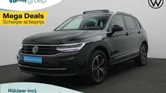 Zwart Gebruikt 2022 VW Tiguan Active SUV | € 31.500 (Super prijs)