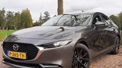 Grijs Gebruikt 2022 Mazda 3 Sedan | € 18.450 (Eerlijke prijs)