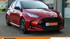 Rood Gebruikt 2022 Toyota Yaris Hybrid Sport Hatchback | € 24.950 (Eerlijke prijs)