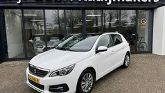 Wit Occasion 2018 Peugeot 308 Premium Hatchback | € 5.900 (Goede deal)