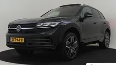 Gebruikt 2023 VW Touareg R SUV | € 73.895 (Eerlijke prijs)