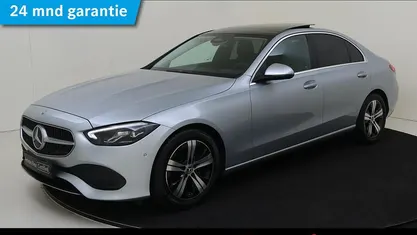 Zilver, metallic lak Gebruikt 2022 Mercedes C180 Luxury Sedan | € 35.945 (Eerlijke prijs)