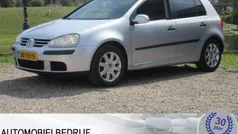 Grijs Gebruikt 2004 VW Golf IV Trendline Hatchback | € 1.950 (Eerlijke prijs)