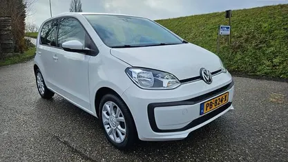 Occasion 2017 VW up! Move Hatchback | € 6.245 (Goede deal)