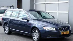 Blauw Gebruikt 2012 Volvo V70 Stationwagen | € 9.950 (Eerlijke prijs)