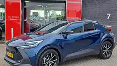 Blauw Gebruikt 2024 Toyota C-HR Edition SUV | € 33.890 (Eerlijke prijs)