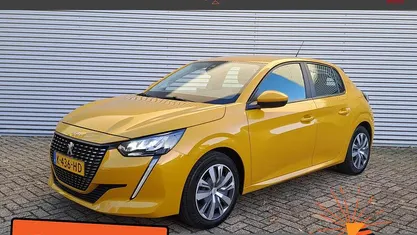 Geel Gebruikt 2021 Peugeot 208 Active Hatchback | € 11.495 (Goede deal)