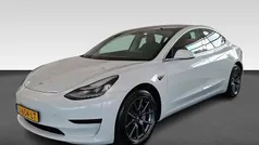 Wit Gebruikt 2020 Tesla Model 3 Standard Range Sedan | € 19.990 (Eerlijke prijs)
