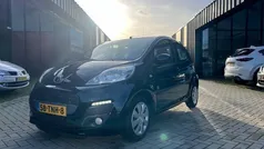Zwart Gebruikt 2012 Peugeot 107 Envy Hatchback | € 4.150 (Eerlijke prijs)