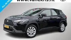 Zwart Gebruikt 2022 Toyota Corolla Cross Active SUV | € 31.499 (Goede deal)