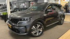 Grijs, metallic lak Gebruikt 2021 Kia Sorento SUV | € 37.900 (Eerlijke prijs)