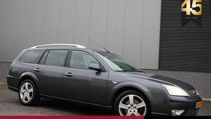 Gebruikt 2005 Ford Mondeo Platinum Stationwagen | € 2.499 (Eerlijke prijs)