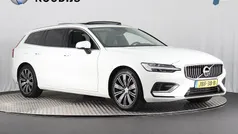 Gebruikt 2022 Volvo V60 R-Design Stationwagen | € 34.950 (Eerlijke prijs)