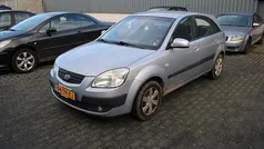 Gebruikt 2006 Kia Rio Hatchback | € 750 (Goede deal)