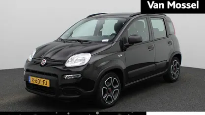 Gebruikt 2022 Fiat Panda City Life Hatchback | € 12.900 (Eerlijke prijs)