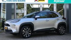 Gebruikt 2024 Toyota Yaris Cross SUV | € 29.950 (Eerlijke prijs)