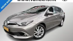 Bruin Gebruikt 2015 Toyota Auris Touring Sports Stationwagen | € 14.440 (Eerlijke prijs)