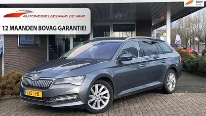Occasion 2022 Skoda Superb Business Line Stationwagen | € 23.250 (Goede deal)